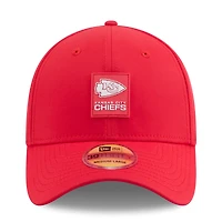 Casquette 39THIRTY Flex rouge New Era pour homme, Kansas City Chiefs 2025 Sideline