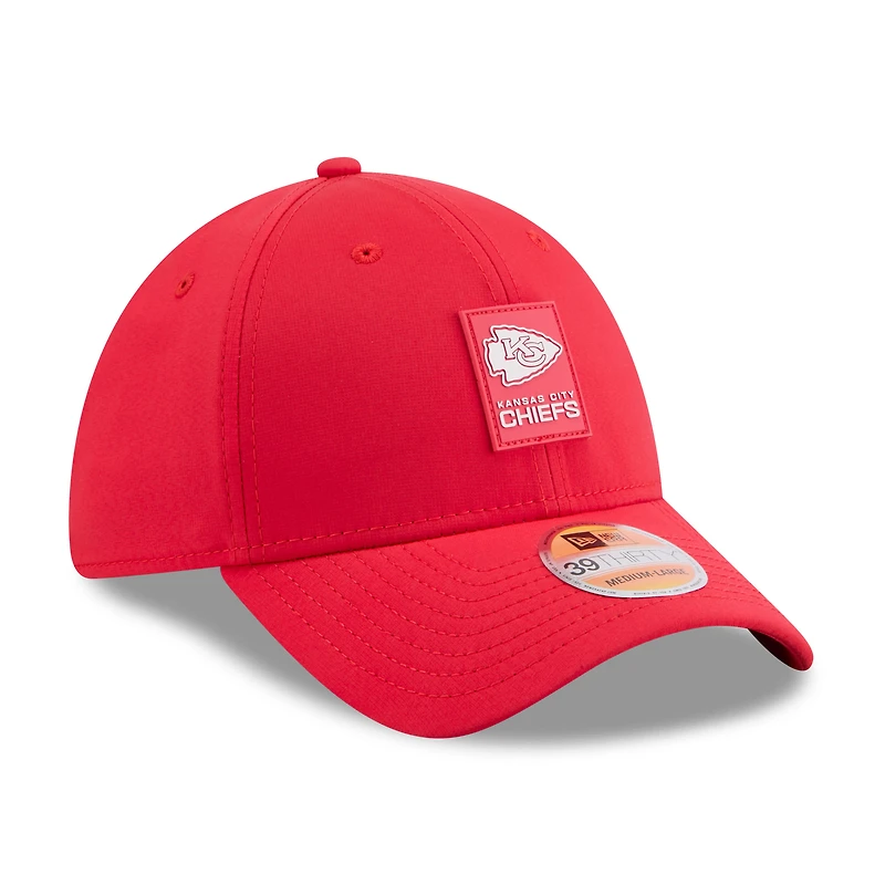 Casquette 39THIRTY Flex rouge New Era pour homme, Kansas City Chiefs 2025 Sideline