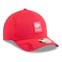 Men's New Era Red Kansas City Chiefs 2025 Sideline M-Crown 9FORTY Adjustable Hat