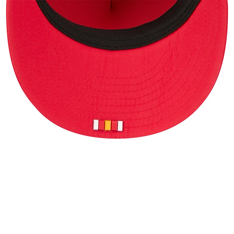 Casquette ajustée New Era rouge Kansas City Chiefs 2025 Sideline Retro Crown 59FIFTY pour homme