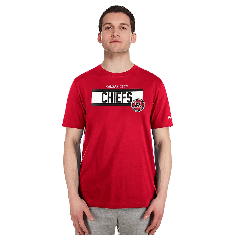 T-shirt à imprimé haute densité Kansas City Chiefs 3rd Down rouge New Era pour homme