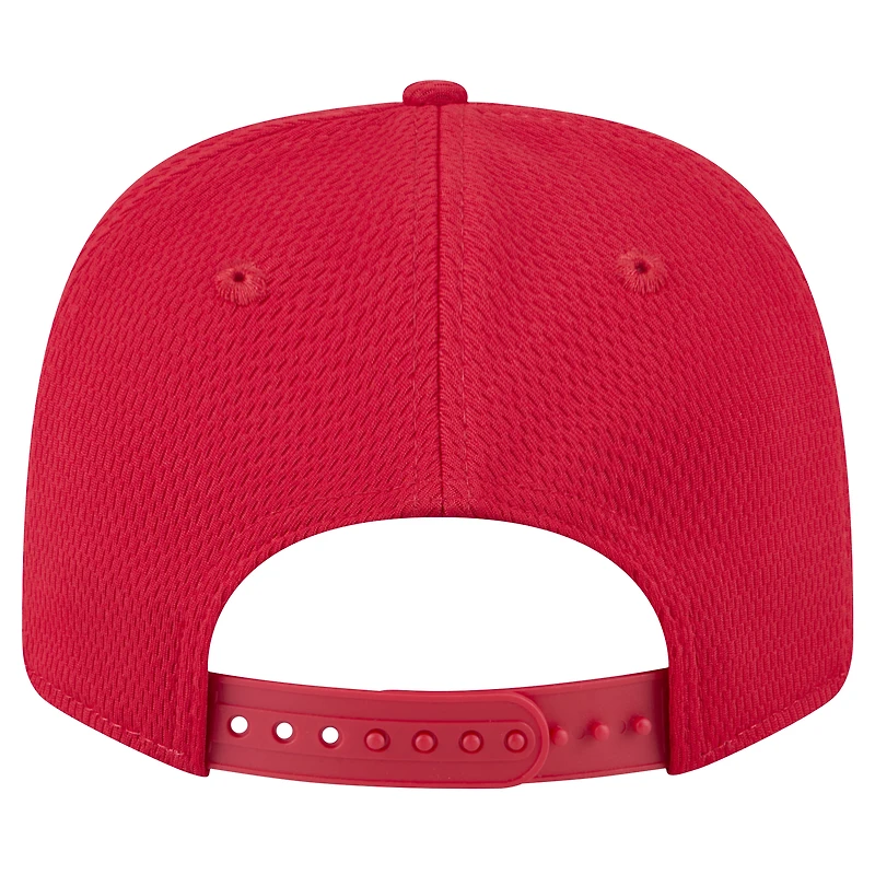 Men's New Era Red Kansas City Chiefs Adventure Patched 9SEVENTY Stretch-Snap Adjustable Hat