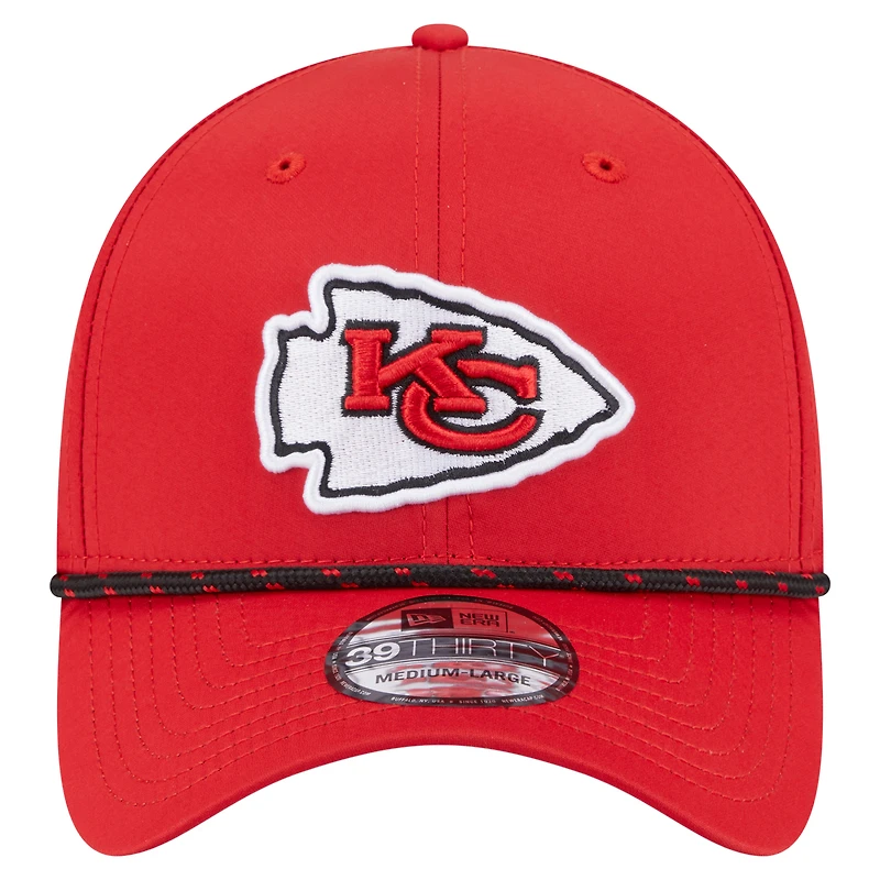 Casquette perforée 39THIRTY Flex rouge New Era pour homme des Kansas City Chiefs