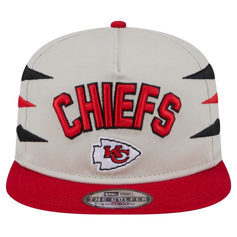 Casquette de golf athlétique à visière snapback Kansas City Chiefs New Era pour homme, couleur pierre/rouge