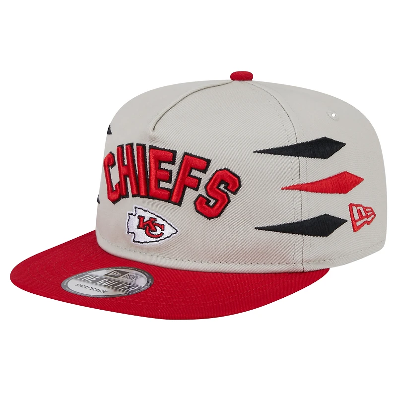 Casquette de golf athlétique à visière snapback Kansas City Chiefs New Era pour homme, couleur pierre/rouge