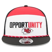Casquette snapback New Era 9FIFTY Kansas City Chiefs 2025 Inspire Change pour homme, blanche et noire