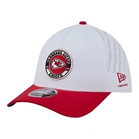 Men's New Era White/Red Kansas City Chiefs Patch 39THIRTY A-Frame M-Crown Perforated Flex Hat