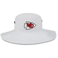 Bob Panama New Era blanc pour homme, camp d'entraînement NFL 2023 des Kansas City Chiefs