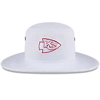 Bob New Era blanc pour homme des Kansas City Chiefs 2024 NFL Training Camp Panama