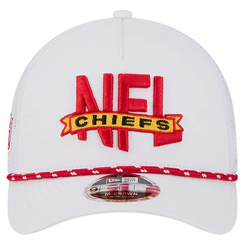 Men's New Era White Kansas City Chiefs NFL 9FORTY A-Frame M-Crown Adjustable Trucker Hat