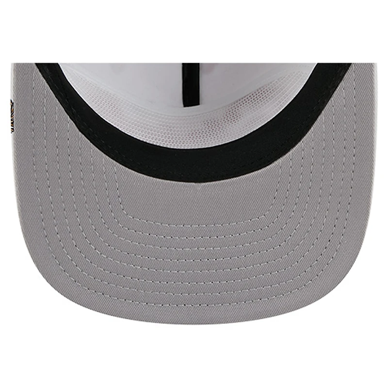 Casquette snapback New Era blanche pour homme, modèle 19TWENTY, aux couleurs des Kansas City Chiefs.