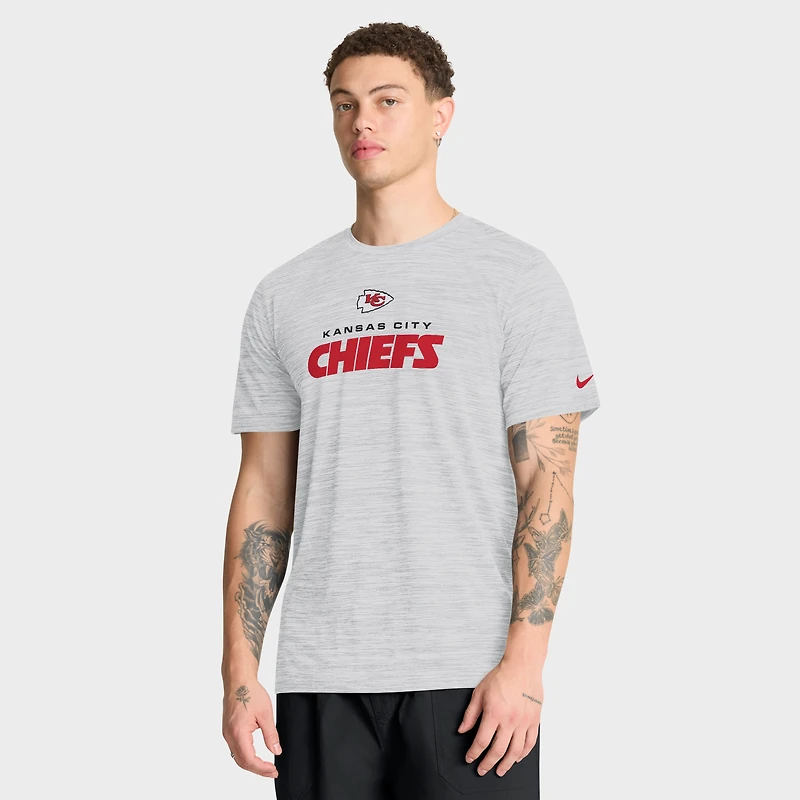 T-shirt de course Nike Ash Kansas City Chiefs Velocity Endurance Run Dri-FIT pour homme