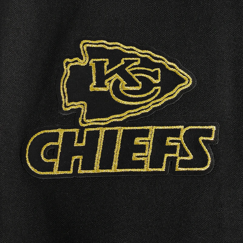 Men's Pro Standard Black Kansas City Chiefs Classic Chenille Pullover Hoodie