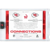 Carte Panini Authentically Mahomes Holo Gold Dual Tri-Color Relics 2025 des Kansas City Chiefs, Patrick Mahomes et Clyde Edwards-Helaire #CON-7 #1/5