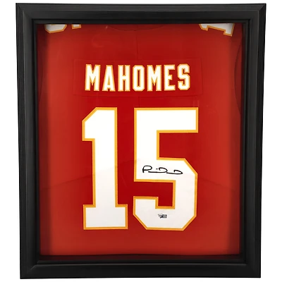 Maillot Nike rouge encadré autographié par Patrick Mahomes des Kansas City Chiefs, édition limitée, Shadowbox