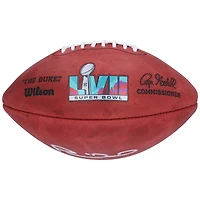 Ballon de football Duke dédicacé par Patrick Mahomes des Kansas City Chiefs pour le Super Bowl LVII