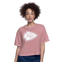 T-shirt court et boxy rose pour femme Kansas City Chiefs Play the Ball