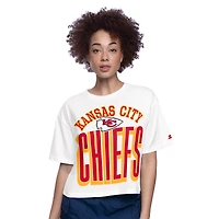 T-shirt court et boxy blanc pour femme des Kansas City Chiefs, motif Starter Play the Ball