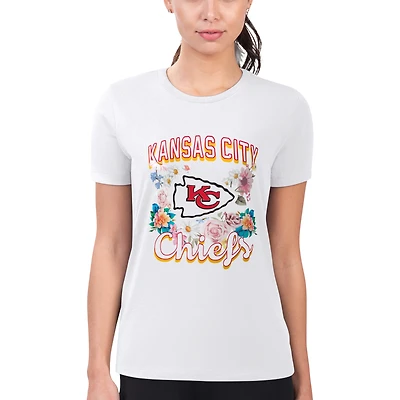 T-shirt G-III 4Her blanc pour femme, coupe ultra-ajustée, léger, avec logo de l'équipe des Kansas City Chiefs, par Carl Banks