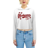 Sweat à capuche Majestic Threads pour femme, modèle Patrick Mahomes, blanc, Kansas City Chiefs, avec logo pailleté.