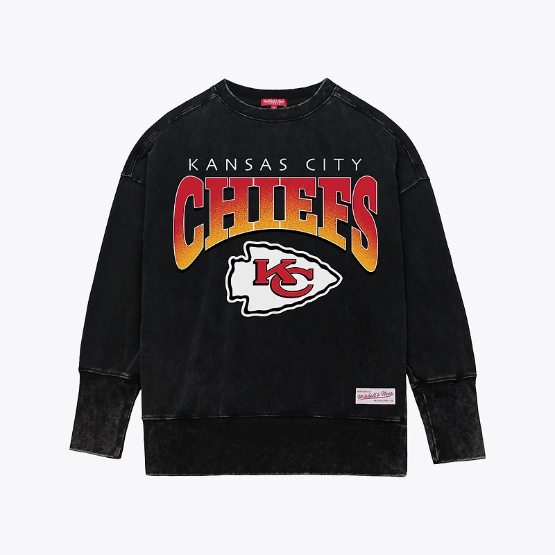 Women's Mitchell & Ness  Black Kansas City Chiefs Delineate Mineral Wash Crewneck Sweatshirt