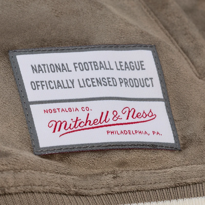 Veste universitaire Mitchell & Ness beige Kansas City Chiefs pour femme, à boutons-pression.