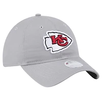 Casquette ajustable Main 9TWENTY des Kansas City Chiefs de New Era pour femme, grise