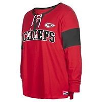 T-shirt à manches longues et col cranté lacets pour femme New Era rouge Kansas City Chiefs grande taille