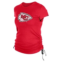 T-shirt rouge froncé sur le côté des Chiefs de Kansas City New Era pour femme