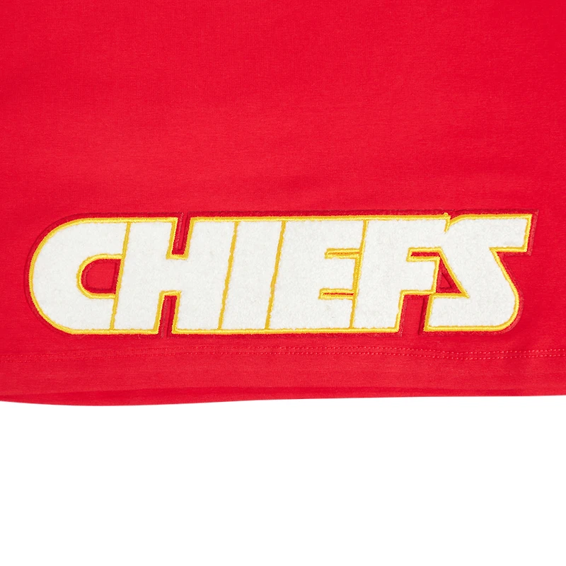 T-shirt court et carré pour femme Pro Standard Travis Kelce avec nom numéro de joueur des Kansas City Chiefs