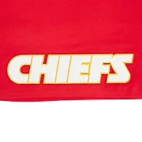 T-shirt court et carré pour femme Pro Standard Travis Kelce avec nom numéro de joueur des Kansas City Chiefs