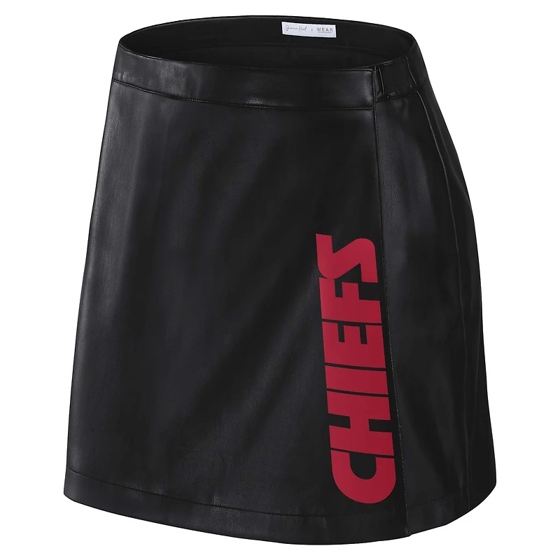 Jupe portefeuille noire pour femme WEAR by Erin Andrews x Gracie Hunt des Kansas City Chiefs