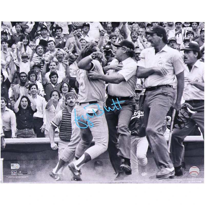 Photo dédicacée de George Brett, joueur des Royals de Kansas City, en position de frappe (40,6 x 50,8 cm).