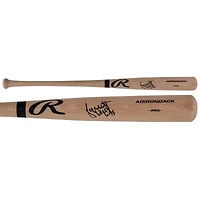 George Brett, joueur des Royals de Kansas City, a dédicacé sa batte Blonde Rawlings Pro avec l'inscription « 3154 Hits »