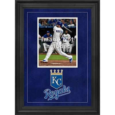 Cadre photo vertical Kansas City Royals Deluxe encadré de 8 po x 10 po avec logo de l'équipe