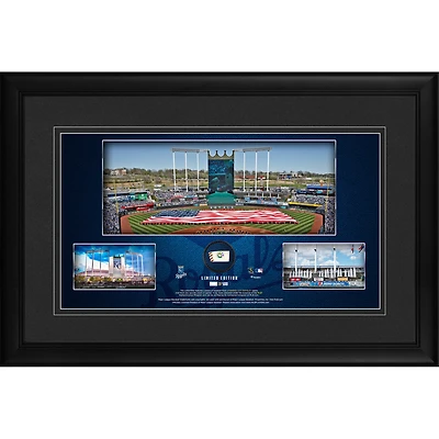 Collage panoramique encadré 10" x 18" du stade des Royals de Kansas City avec un morceau de balle utilisée en match - Édition limitée à 500 exemplaires