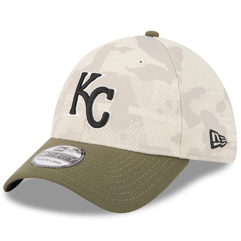 Men's New Era Light Beige/Olive Kansas City Royals 2025 Armed Forces Day 39THIRTY Flex Hat