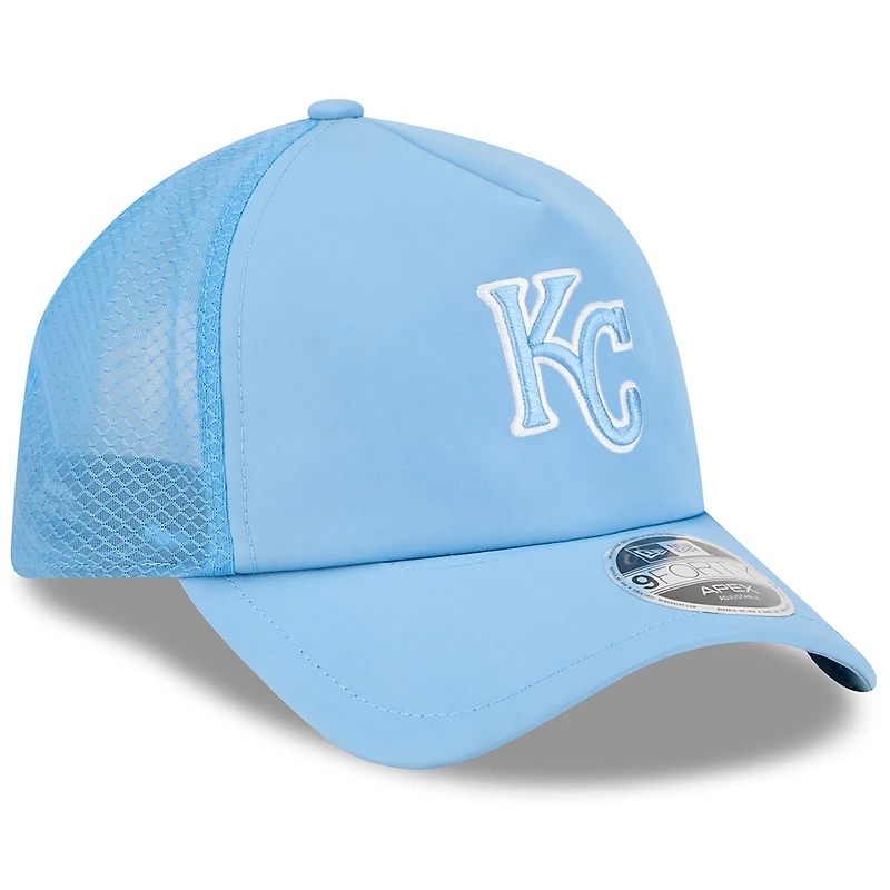 Men's New Era Light Blue Kansas City Royals 2026 Batting Practice Apex 9FORTY Adjustable Trucker Hat