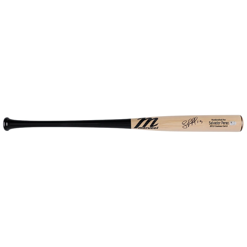 Batte de baseball Marucci autographiée par Salvador Perez des Royals de Kansas City