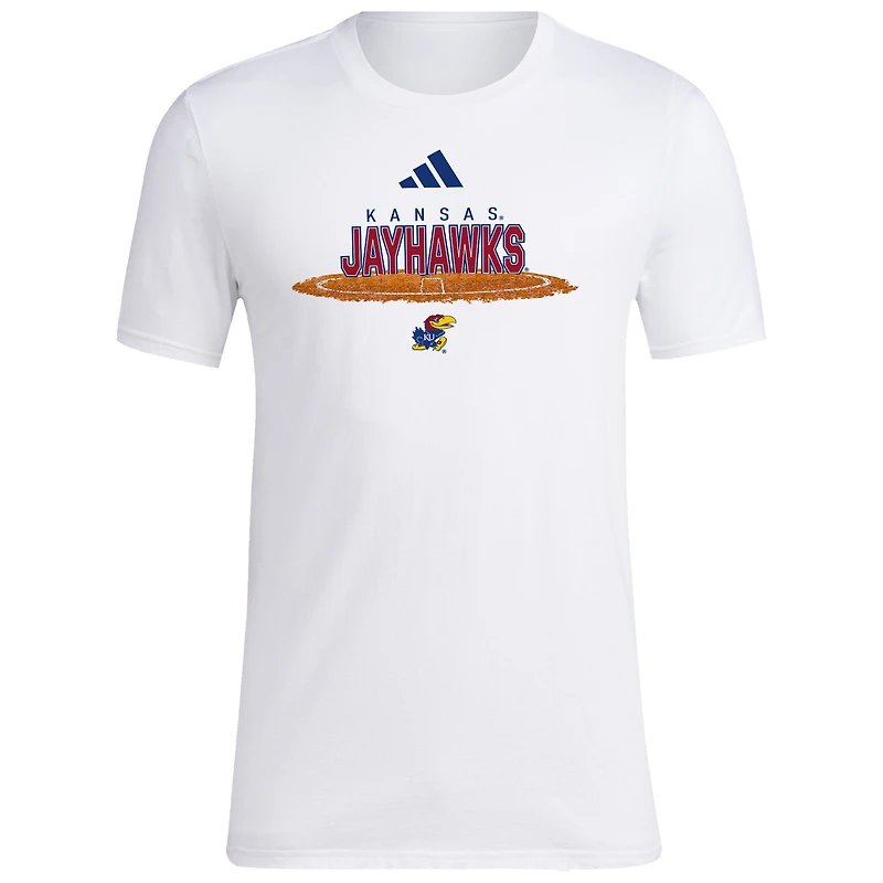 T-shirt adidas blanc Kansas Jayhawks Softball Pitcher's Circle pour hommes