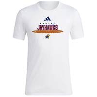 T-shirt adidas blanc Kansas Jayhawks Softball Pitcher's Circle pour hommes