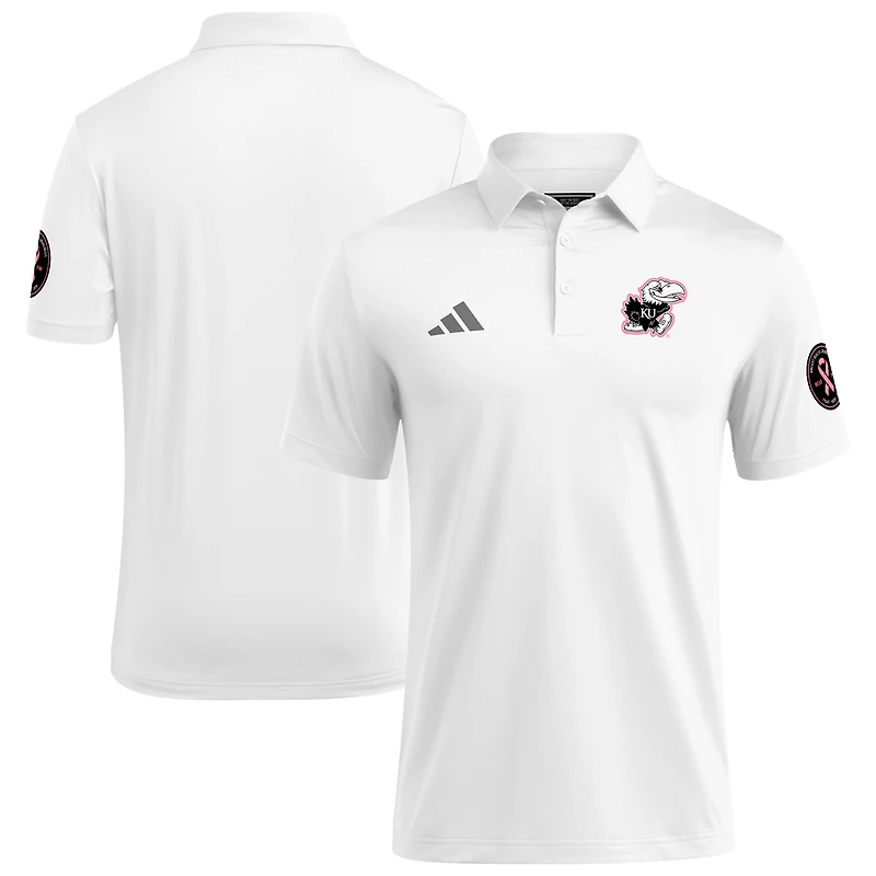 Polo adidas blanc Kansas Jayhawks Wear Pink pour homme, dédié à la lutte contre le cancer du sein