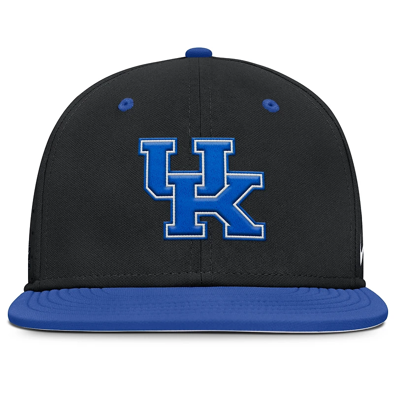 Casquette ajustée Nike Kentucky Wildcats Dugout True Dri-FIT grise pour homme