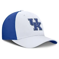 Casquette Nike Flex Sideline Rise pour homme, blanc/bleu royal, Kentucky Wildcats 2025