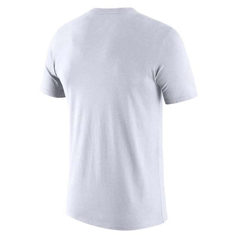 Men's Nike  White Kentucky Wildcats 2026 On-Court Bench T-Shirt