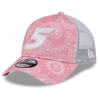 Casquette ajustable rose Kyle Larson 9FORTY A-Frame Trucker Paisley New Era pour hommes