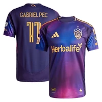 Maillot de joueur authentique LA Galaxy 2025 RIZON adidas Gabriel Pec pour homme bleu marine