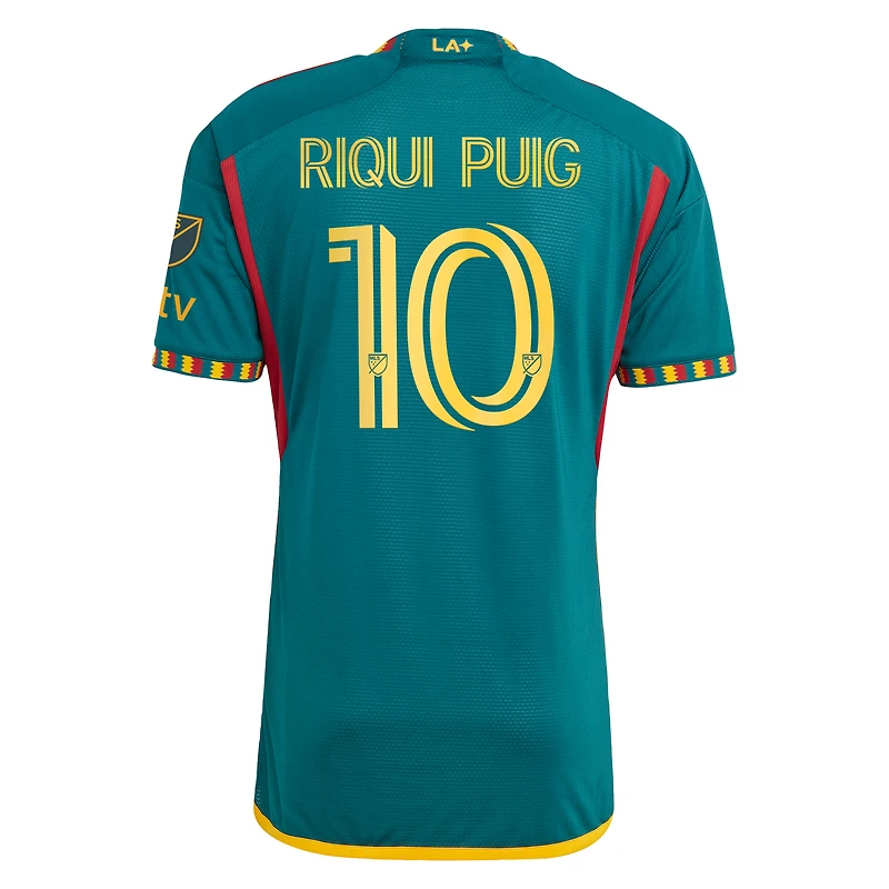 Maillot de joueur authentique adidas Riqui Puig pour homme, vert LA Galaxy 2024 Kit