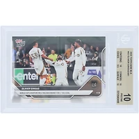 Olivier Giroud LAFC 2025 Topps maintenant champion de la Coupe du monde MLS tire une fusée de coup franc pour le premier but en MLS #32 BGS Carte authentifiée 10 - Sous-grades 10,10,9.5,10