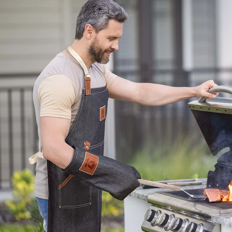 Las Vegas Raiders Grill Apron and Glove Set